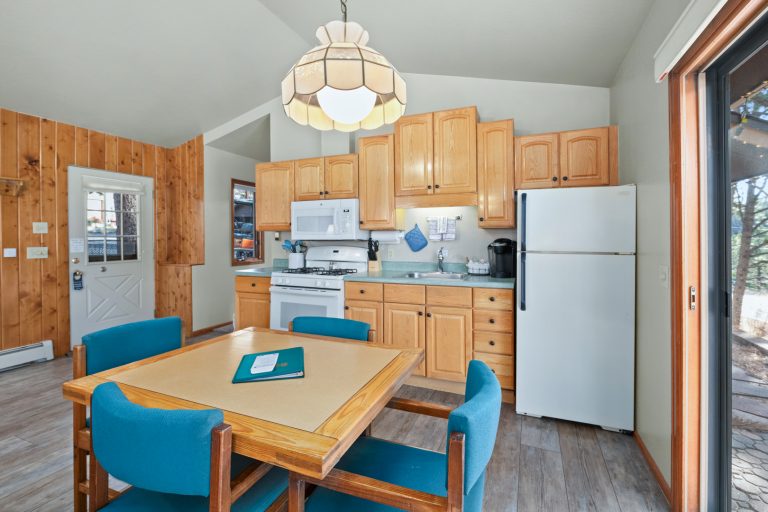 Cabin 1 kitchen